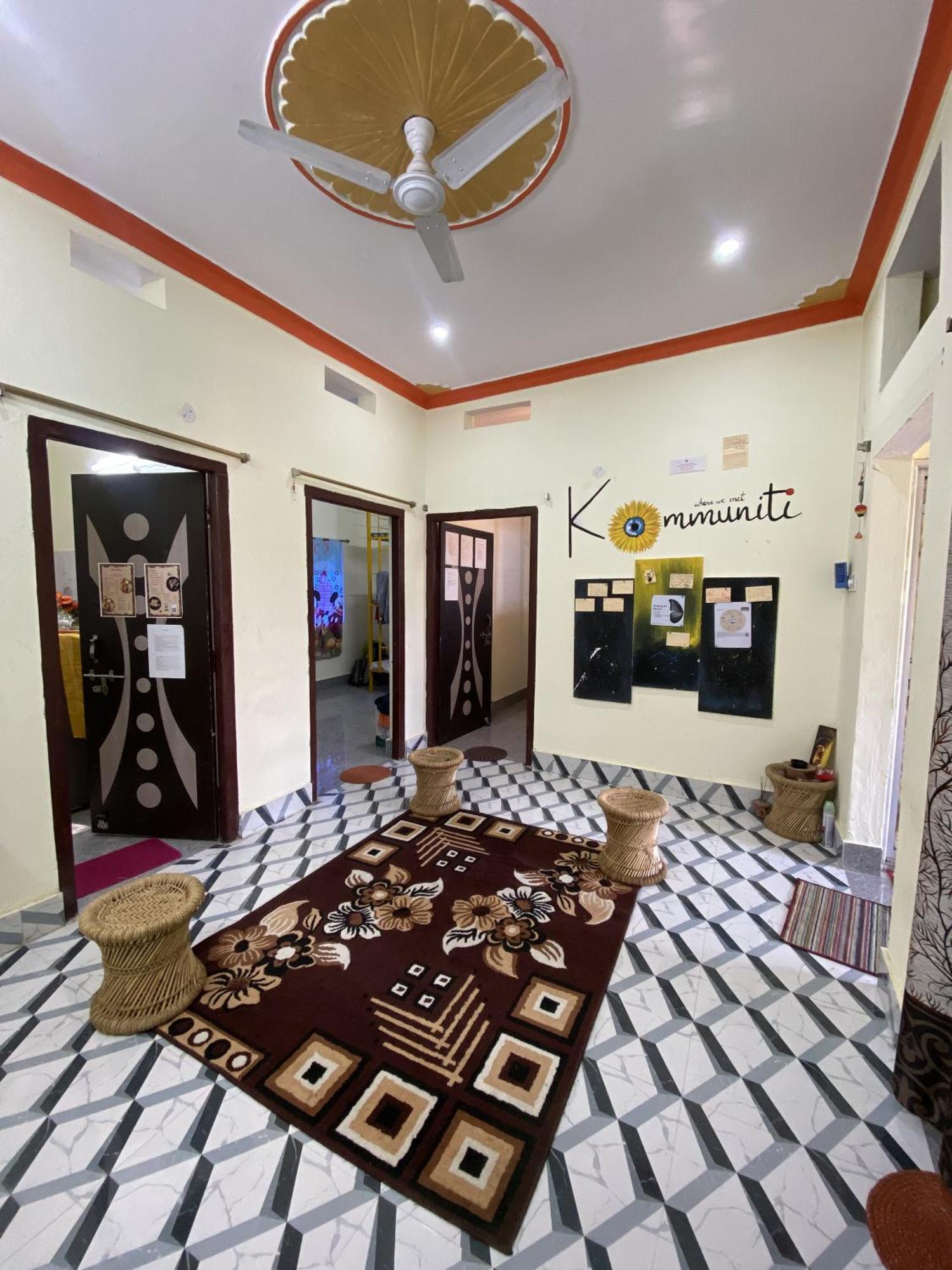 Albergue Nikunj Dorme Rājgīr Exterior foto